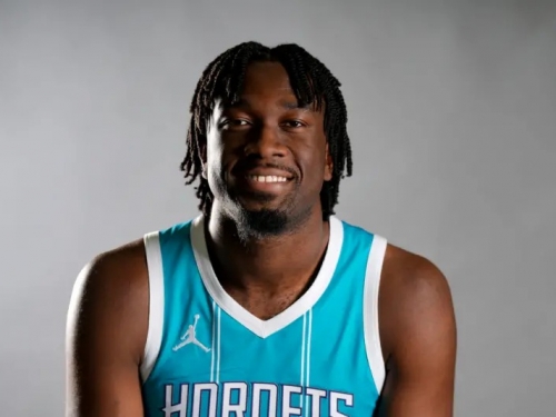 NBA》Mark Williams是湖人禁區答案？學「獨行俠模式」能成功嗎