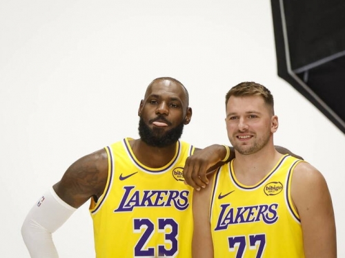 NBA》湖人悲報！詹皇缺席對勇士開幕戰 美媒透露缺陣時間