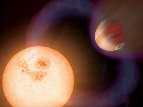 最容易被發現的系外行星「熱木星」，磁場強度估比地球大 100 倍