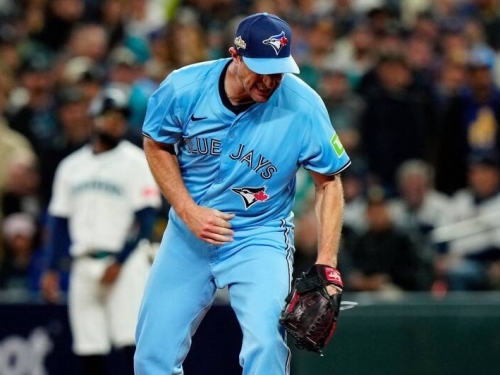 美聯冠軍賽》41歲塞揚強投薛哲5.2局5K好投！藍鳥大勝水手扳平系列賽