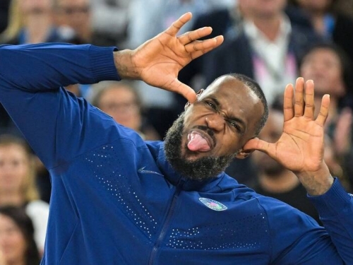 奧運男籃》多年來與「詹皇」為敵！柯爾如今直言：我是永遠的詹粉