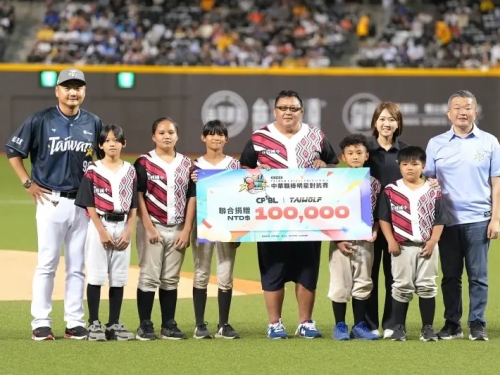 中職》TAIWAN服飾全台熱銷一空！廠商「捐出400萬」回饋基層計畫