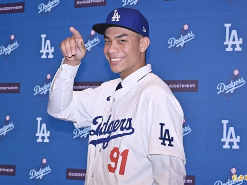 MLB》超火燙！道奇台灣小將柯敬賢長打+雙安4打點 打擊率高達0.394