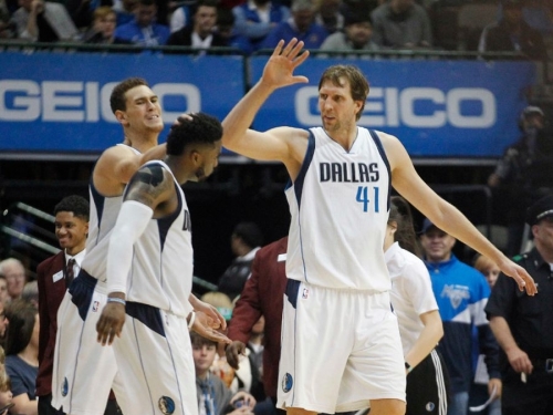 [影片]「小鬼們最好給我學乖點！」 小牛德佬猛賞灌籃王2記麻辣鍋