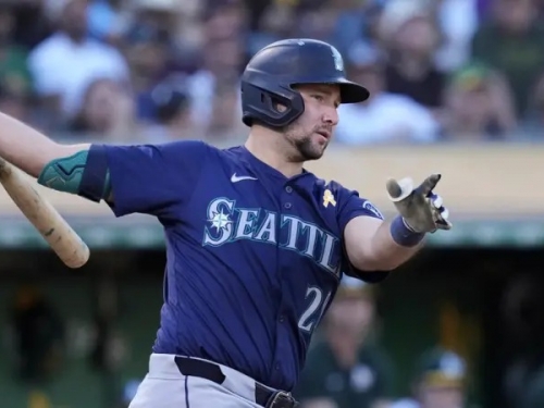 MLB》水手Raleigh前4季敲88轟並列大聯盟第2　有望轟破Piazza捕手紀錄