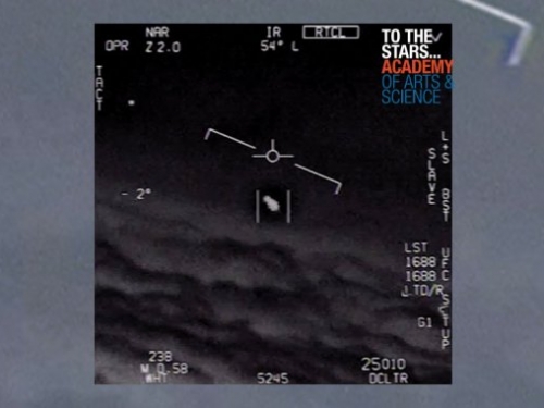 美國海軍首度證實，戰機拍到的不明飛行物是真的