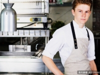 媽準備的食物太難吃，10歲男童索性自己下廚，殊不知現在大家都稱他為“神廚”