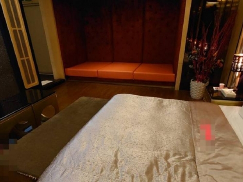 摩鐵多一張「紅色小床」啥用途？