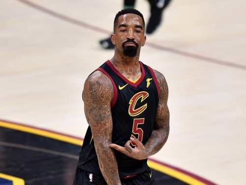 「御前帶刀侍衛」歸來！詹皇老隊友 JR 加入湖人，各式兄弟合體圖、迷因圖搶先預習一波