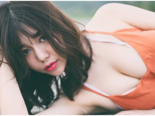 根本百變女神！「南半球天后」萬千千居家挑戰特殊妝容　霸氣御姐、學生妹都難不倒她！