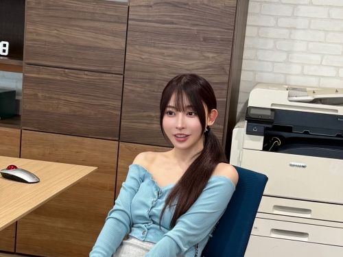七瀨愛麗絲爆「在X套店上班」　本人氣炸回應：私訊來問行為很噁心