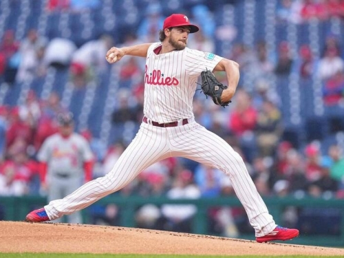 MLB》5月右腳踝扭傷缺陣 費城人王牌諾拉復健賽3.2局失1分