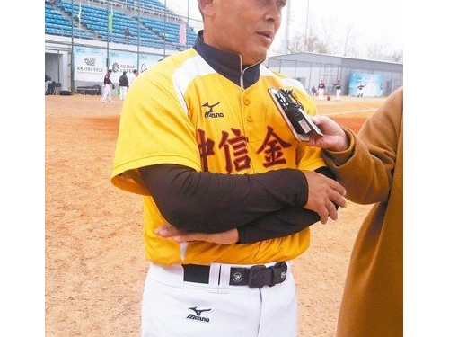兩岸學生棒球聯賽／異鄉「象獅大戰」 教頭曾智偵勝出