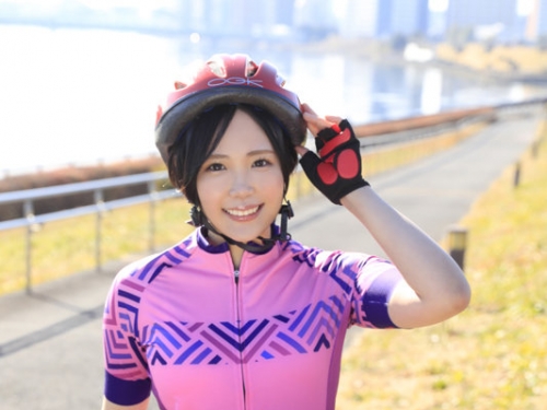 (HMN-165)拔座墊騎腳踏車！她不小心噴水了！