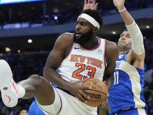 NBA》門神羅賓森腳傷趕不上開季 尼克禁區戰力拉警報