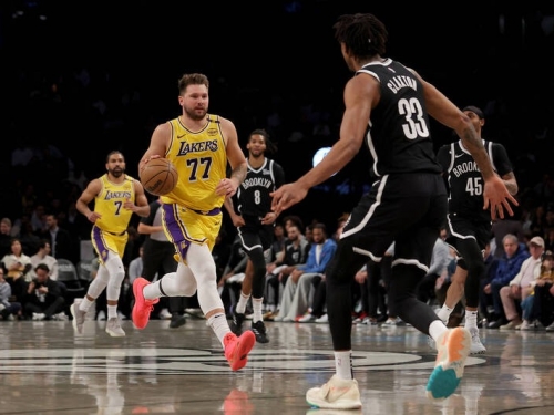 NBA》東契奇大三元、大號三分球白做工 湖人連籃網都打不贏