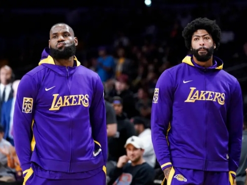 NBA》湖人開高走低！AD場均32.6分一枝獨秀　板凳得分卻是聯盟倒數第一