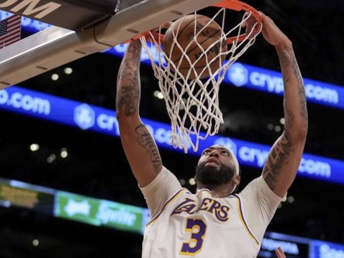 NBA》神獸出閘！AD轟27分25籃板締史上第1人偉業 湖人宰灰狼收2連勝