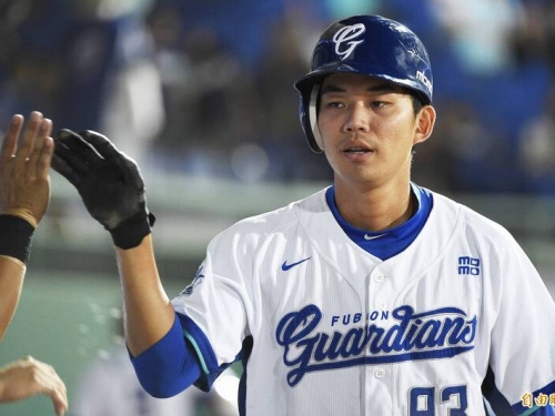中職》休季前往美國Driveline訓練中心 33歲陳品捷回富邦擔任教練