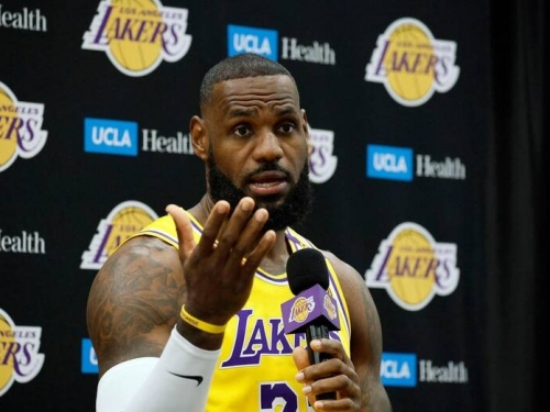 NBA》詹皇坦言不期待新生湖人！「現在對我們抱持期待不公平」