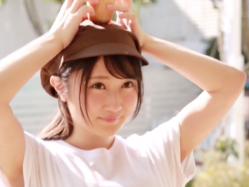 清純豐滿G罩杯妹子還是「隱藏巨乳」　在麵包店打工的女孩有夠變態！