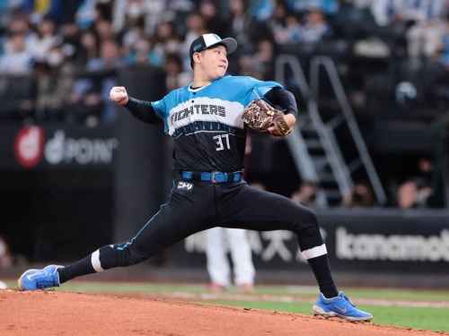 日職Live》古林睿煬一軍首秀5.2局5K責失5分 樂天8：2火腿