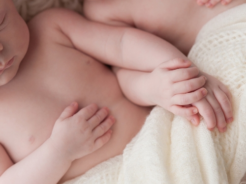 史上最老嬰兒！ 胚胎冷凍30年後甦醒 美國雙胞胎創紀錄