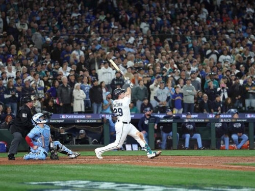 美聯冠軍賽》60轟羅里追平轟、蘇亞雷斯超前滿貫！水手逆轉藍鳥聽牌