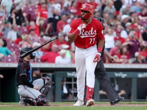 MLB》生涯前6戰5轟11分打點 紅人菜鳥海茲轟出空前紀錄