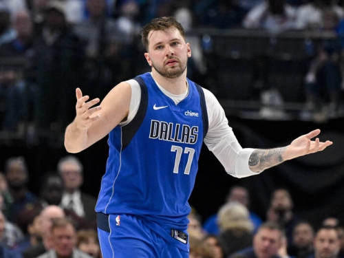 NBA》超悲情！東契奇連4戰「30分大三元」寫夢幻紀錄 獨行俠卻贏不了