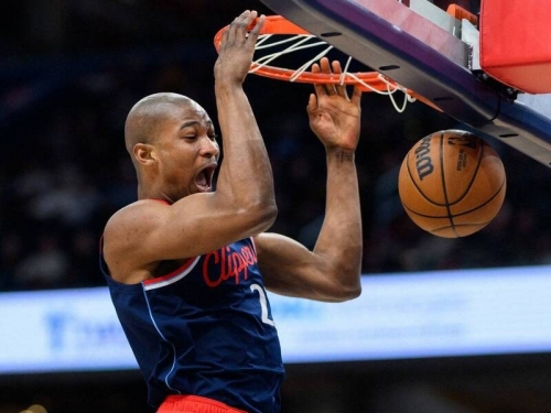 NBA》獨行俠禁區救急！簽下剛遭快艇裁掉的211公分前首輪體能怪