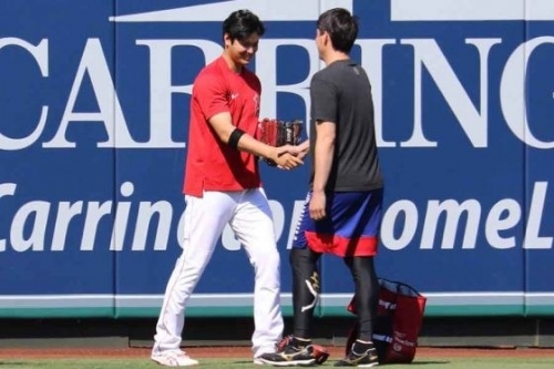 MLB》和大谷翔平睽違4年的傳接球 有原航平好懷念