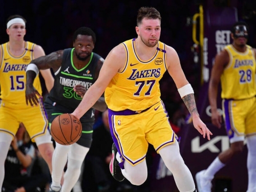 NBA》2018年的狀元郎艾頓和探花東契奇 如今在湖人當隊友了