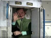 對宇宙生活感到好奇嗎? 不用再想了NASA太空人直接告訴你無重力生活是什麼樣，千萬不要太羨慕呀！