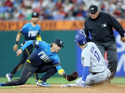 MLB》大谷翔平關鍵時刻盜壘失敗！費城人明星鐵捕也沒料到他會跑