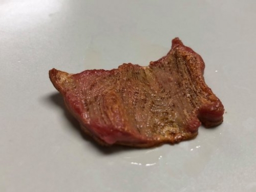 西班牙新創公司以豆子及海藻製成 3D 列印牛排