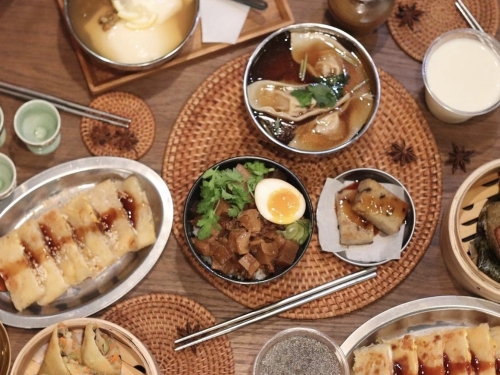 料理大爆發！日本可品嚐到的 4 大台式小吃店家　就連「鹹豆漿、魯肉飯」也神複製！