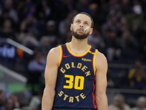 NBA》東契奇、A.戴維斯震撼交易 柯瑞反應曝光也給出評價