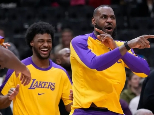 NBA》詹皇「爆米花轟炸」惡搞Bronny新車！湖人老將送給菜鳥的洗禮