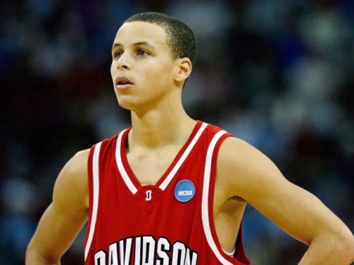 NBA》轉動命運之輪！回顧人生最重要進球 柯瑞：是瘋狂三月