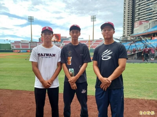 中職》樂天新人報到 鍾亦恩、陳世展、王奕翔期待投入訓練早日上一軍