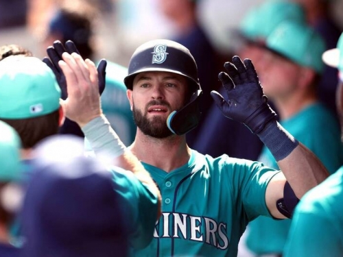 MLB》悲情！受傷就被釋出 水手掰了生涯130轟明星外野手
