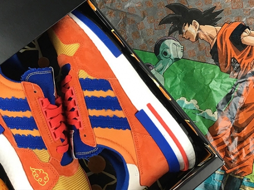 [影] 連包裝紙都捨不得丟！美媒搶先開箱《龍珠》x adidas ‘悟空’，龍珠迷不收對不起童年