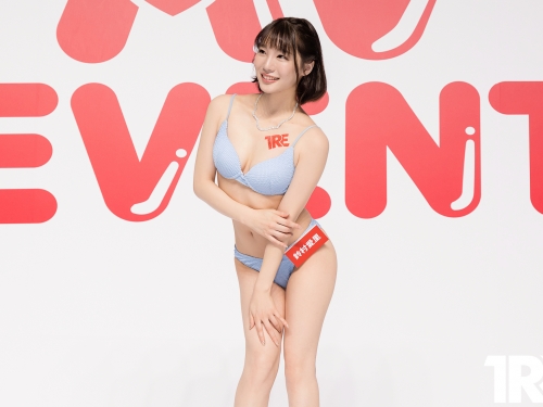出道十年仍是美少女！「鈴村愛里」熱情牽手擁抱粉絲福利給好給滿！