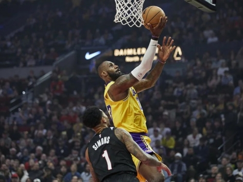 NBA》詹姆斯狂轟40分擊退拓荒者 瑞迪克：他不斷打破常規