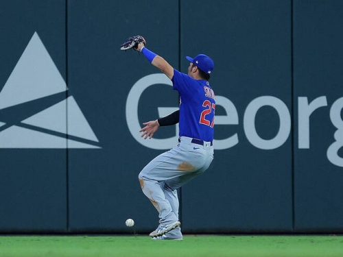 MLB》要命失誤送釀酒人國聯中區封王 鈴木誠也：以為接到球了...