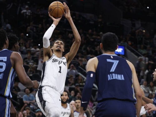 NBA》斑馬全能數據寫史上唯二紀錄 馬刺不敵灰熊恐創隊史最慘戰績