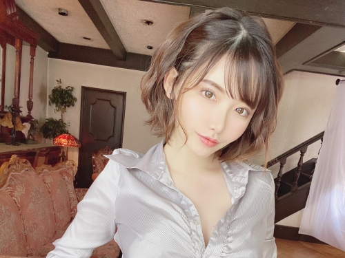 AV天后深田詠美不拍片了？　粉絲敲碗她「否認引退」...達人親自揭密