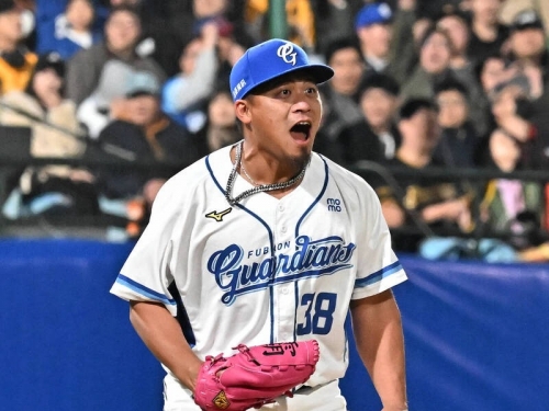 中職》褪去黃袍改披藍衫 李吳永勤感嘆「之前浪費9年！」