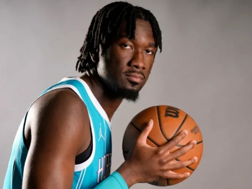 NBA》湖人貼傷病標籤！Mark Williams陣營反擊了　曝名醫討論結果